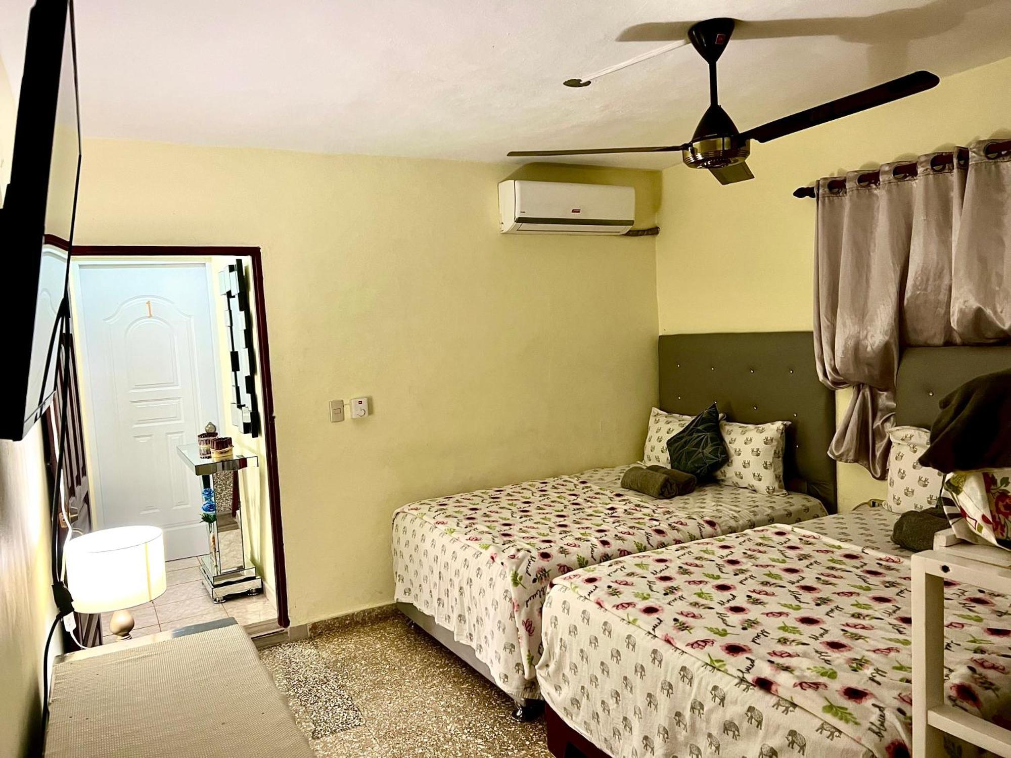 Hotel Maria Bonita Higueey Экстерьер фото